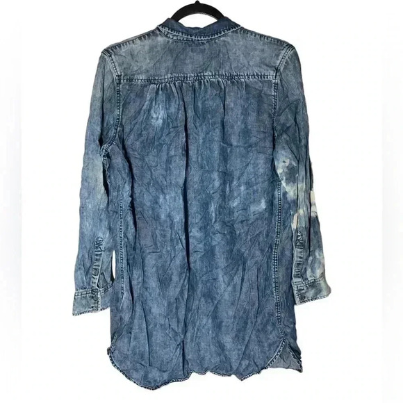 True Religion Distressed/Bleached Jean Button Down S - Picture 2 of 4